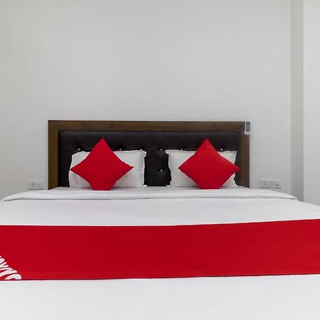 Hotel O Vrindavan Inn Near Lulu Mall Bijnaur Екстериор снимка